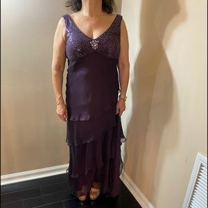 Ignite evenings by Carollin Dress and shall